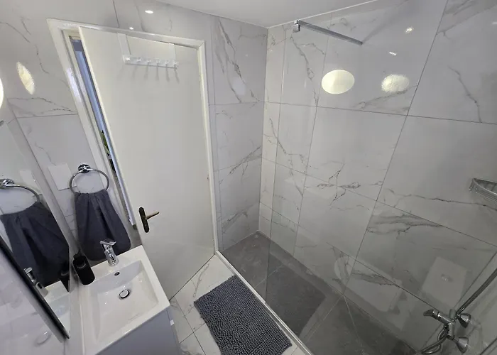 Daire 1 Bedroom, 1 - C *